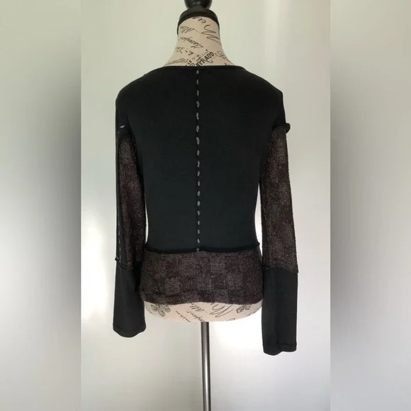 Entrata Sweater - Picture 3 of 6